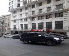 Kirayə (aylıq) Yeni Tikili İçərişəhər m., Səbail r.