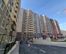 Satılır Yeni Tikili Yeni Günəşli qəs., Suraxanı r.