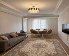 Satılır Yeni Tikili Saray, Abşeron r.