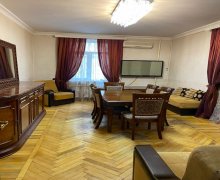 Kirayə (aylıq) Köhnə Tikili 28 May m., Nəsimi r.