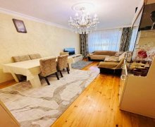 Satılır Köhnə Tikili Xalqlar dostluğu m., 8-ci kilometr, Nizami r.