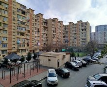 Satılır Köhnə Tikili İnşaatçılar m., Yasamal r.