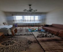 Satılır Köhnə Tikili İnşaatçılar m., Yasamal qəs., Yasamal r.