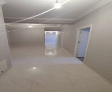 Satılır Yeni Tikili Yeni Günəşli qəs., Suraxanı r.