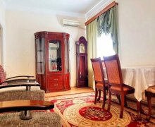 Kirayə (aylıq) Köhnə Tikili Elmlər akademiyası m., Yasamal r.