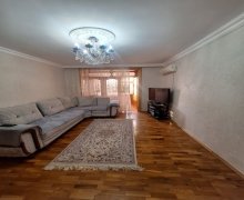 Satılır Köhnə Tikili Sumqayıt ş. Satılır Köhnə Tikili Sumqayıt ş.