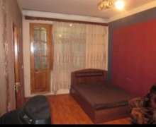 Satılır Köhnə Tikili Memar Əcəmi m., 4-cü mikrorayon, Nəsimi r.