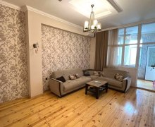 Satılır Yeni Tikili Azadlıq m., Binəqədi r.