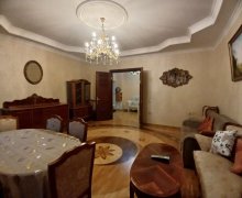 Satılır Köhnə Tikili 8 Noyabr m., Tibb Universiteti, Nəsimi r.