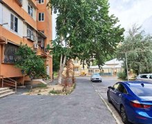 Satılır Köhnə Tikili Neftçilər m., Bakıxanov qəs., Sabunçu r.