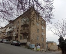Satılır Köhnə Tikili Bayıl qəs., Səbail r. Satılır Köhnə Tikili Bayıl qəs., Səbail r.