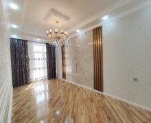 qara qarayevde satilan evler Qara Qarayev m., Nizami r.