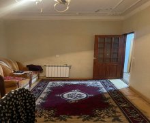 Satılır Köhnə Tikili Azadlıq m., 9-cu mikrorayon, Binəqədi r.