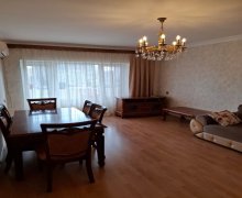 Satılır Köhnə Tikili Xətai m., Xətai r.