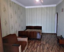 Kirayə (aylıq) Köhnə Tikili Memar Əcəmi m., 4-cü mikrorayon, Nəsimi r.