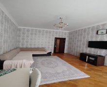 Satılır Yeni Tikili 28 May m., İnqlab , Nəsimi r.