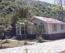 Kirayə (günlük) Həyət evi/villa Qax ş. Kirayə (günlük) Həyət evi/villa Qax ş.