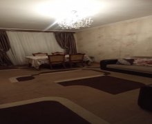 Satılır Köhnə Tikili Memar Əcəmi m., 9-cu mikrorayon, Binəqədi r.