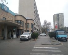 Satılır Köhnə Tikili İnşaatçılar m., Yasamal r.