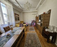 qara qarayevde satilan evler Qara Qarayev m., Nizami r.