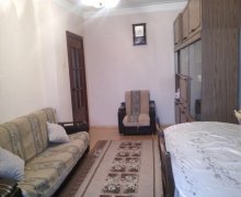 Satılır Köhnə Tikili Qaraçuxur qəs., Suraxanı r.