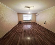 Satılır Köhnə Tikili Əhmədli m., Əhmədli, Xətai r.