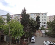 Satılır Köhnə Tikili Memar Əcəmi m., 4-cü mikrorayon, Nəsimi r.