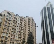 Satılır Yeni Tikili Elmlər akademiyası m., Yasamal qəs., Yasamal r.