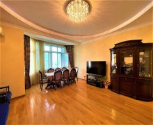 Satılır Yeni Tikili Elmlər akademiyası m., Yasamal r.