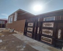 Satılır Həyət evi/villa Azadlıq m., Binəqədi qəs., Binəqədi r.