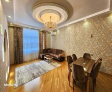 Satılır Yeni Tikili Elmlər akademiyası m., Yasamal qəs., Yasamal r.