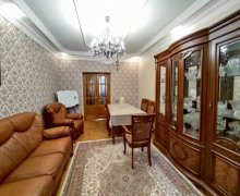 Satılır Köhnə Tikili Qara Qarayev m., 8-ci kilometr, Nizami r.