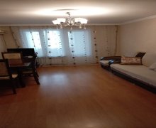 Satılır Köhnə Tikili İnşaatçılar m., Yasamal qəs., Yasamal r.