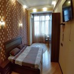 Посуточно 3 комнатная Новостройка, м. 28 Мая метро, Насими район 6